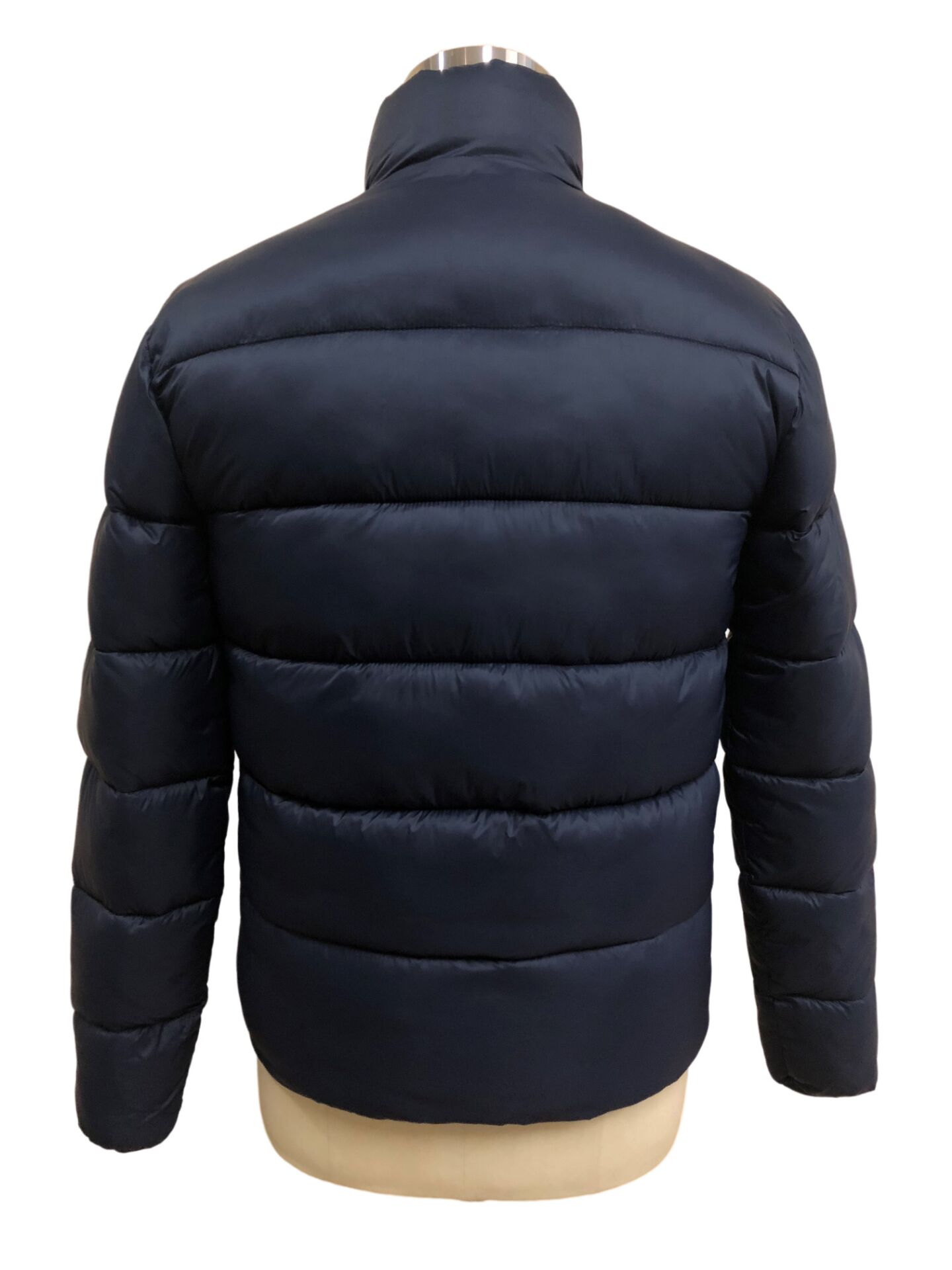  Wholesale Men\'s Winter Warm Puffer Jacket Nylon Fabric Jacket Classic Style Jacket 